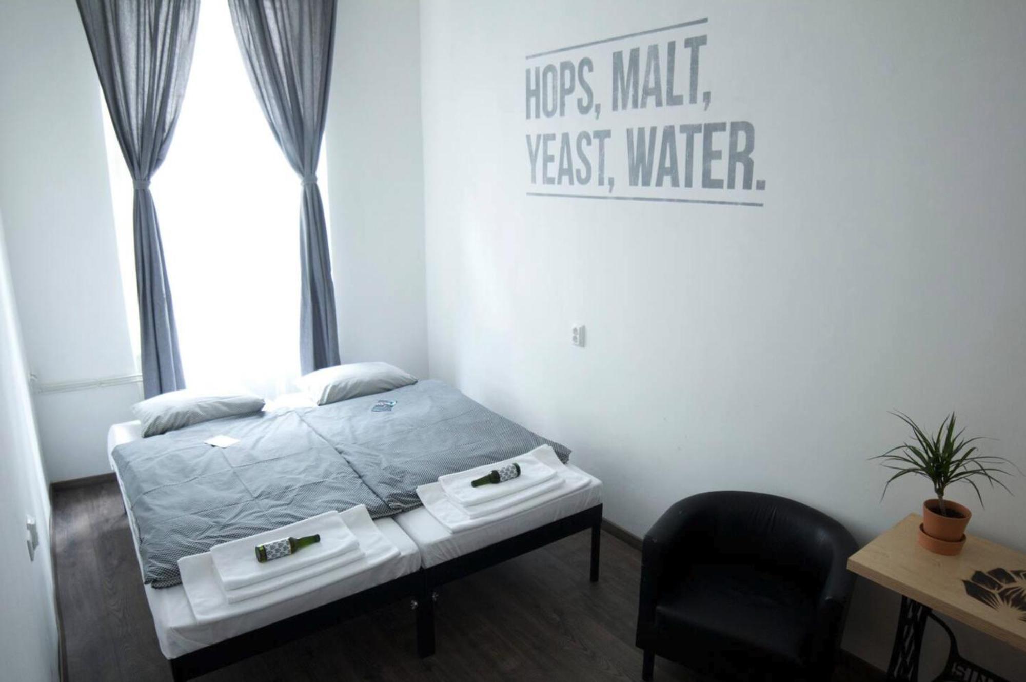 Appartement Bed'N'Beer à Budapest Extérieur photo